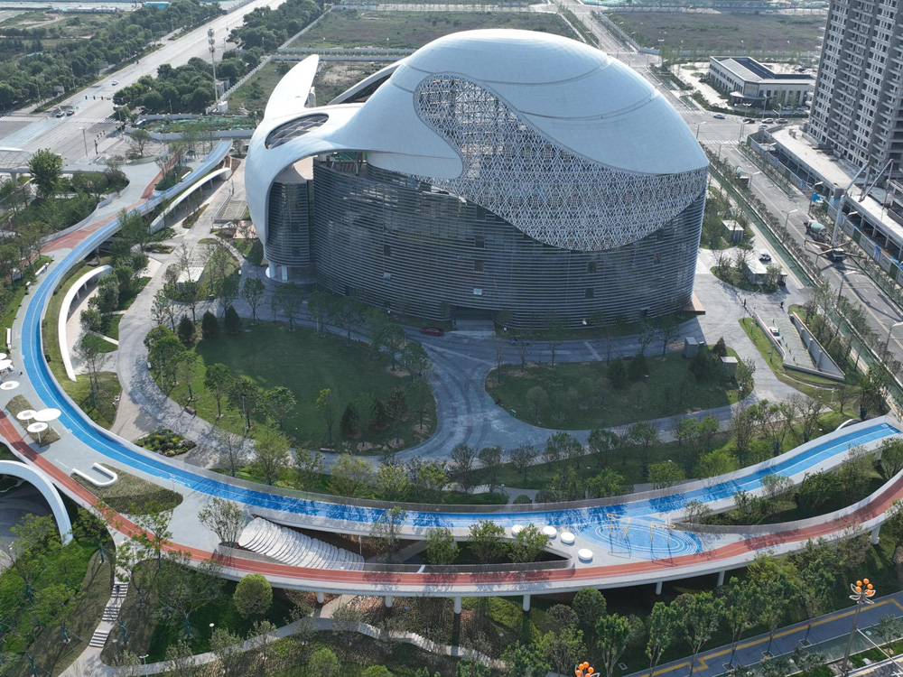 泾河(hé)新城(chéng)體(tǐ)育中心景觀